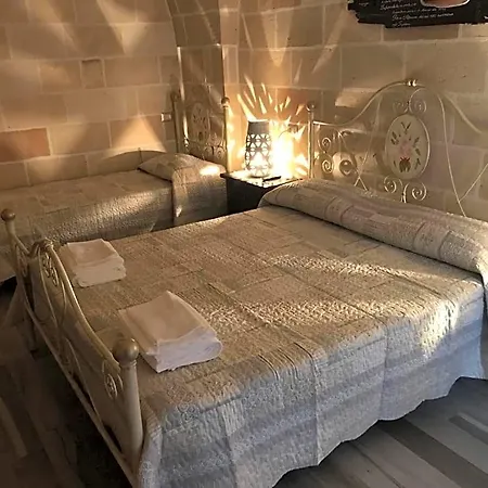 Li Caseddi Ti Lu Cesarinu Couette-café
